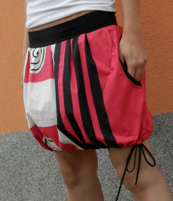 dámská sukně balonová letní červeno černá  XS/S