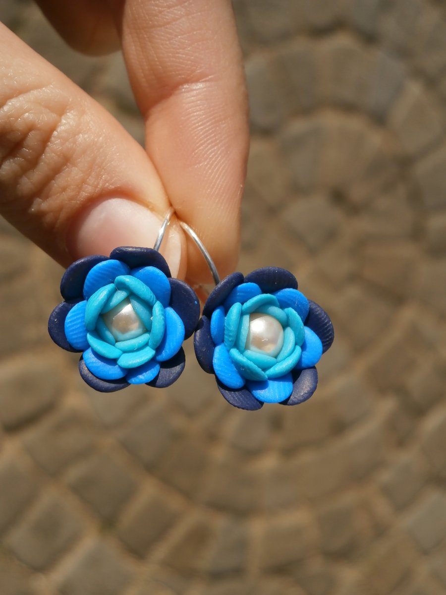 Náušnice modré květy visací
