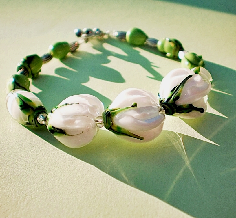 Náramek ""Romantic jewel" Jo