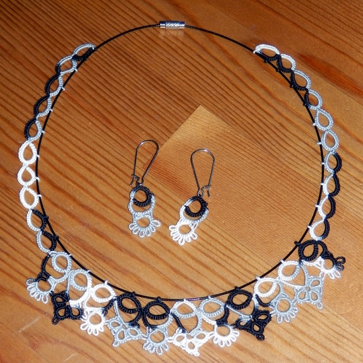 frivolitková souprava