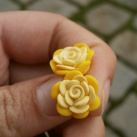 Náušnice růžičky žluté
