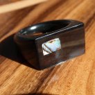 Ebenový prsten s paua perletí