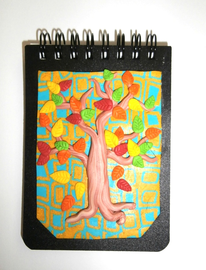 stylový bloček s motivem podzimního stromu