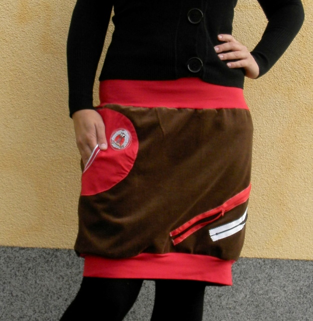 dámská sukně ,podšitá,balonová,vel.M/L/XL