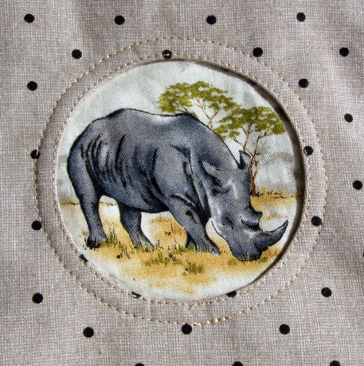 Taštička, kapsička Safari "NOSOROŽEC"