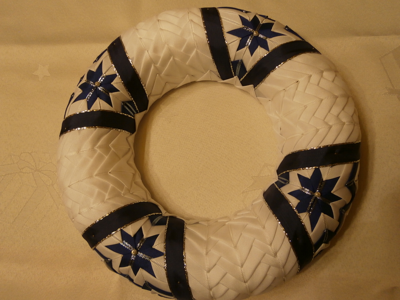 Věneček  z falešného patworku.