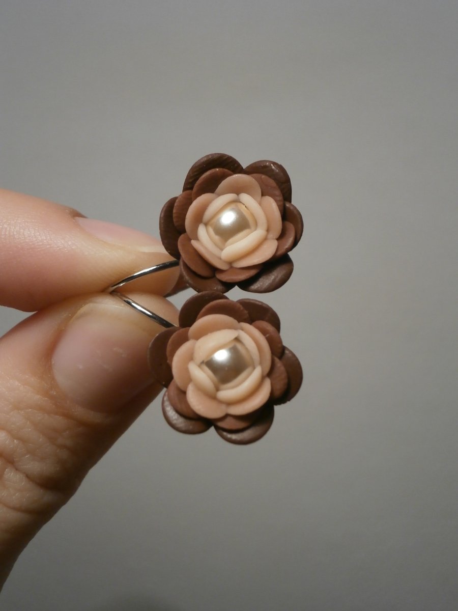 Růžičky hnědé visací