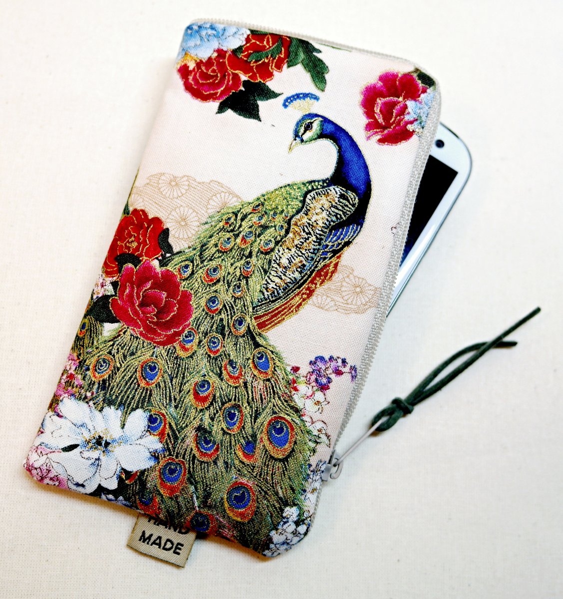 PÁVÍ ZAHRADA - OBAL NA MOBIL