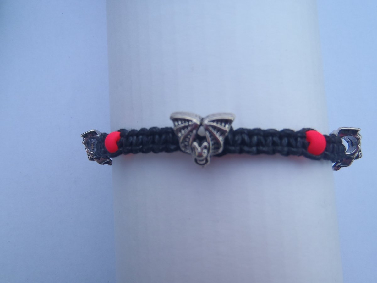 černý s netopýry II