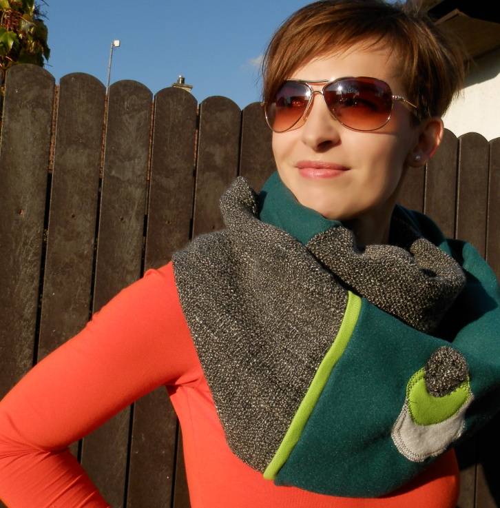 nákrčník,tunel,zimní ,zeleno šedý s kolečky