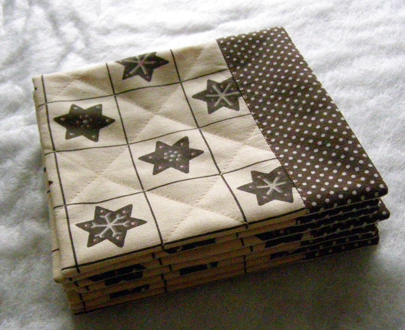 Perníčky s puntíčky - podšálky