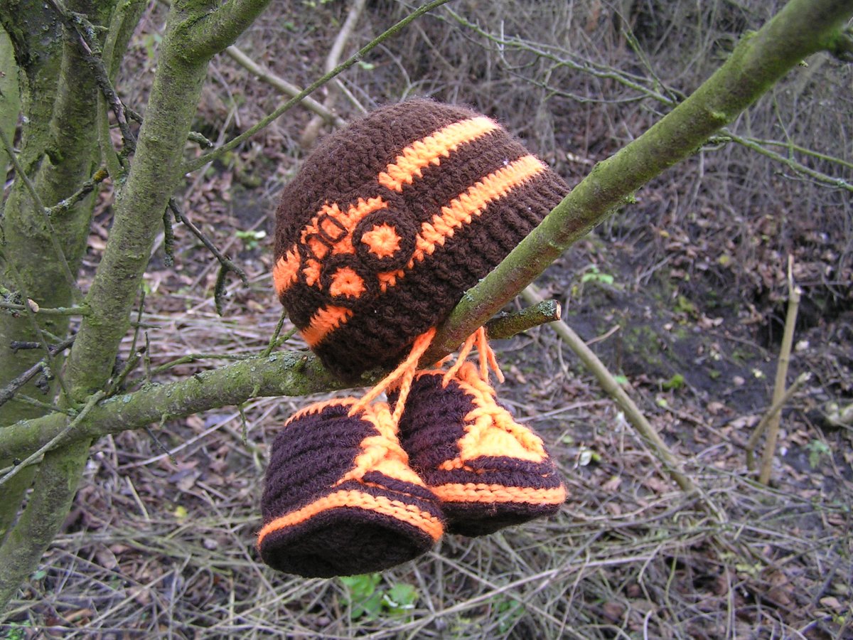 Dárková soupravička tenisky a bekovka s autíčkem