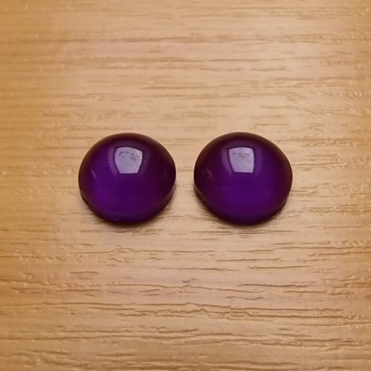 Resinové kabošony - lentilky - 12x5 mm - 2 kusy