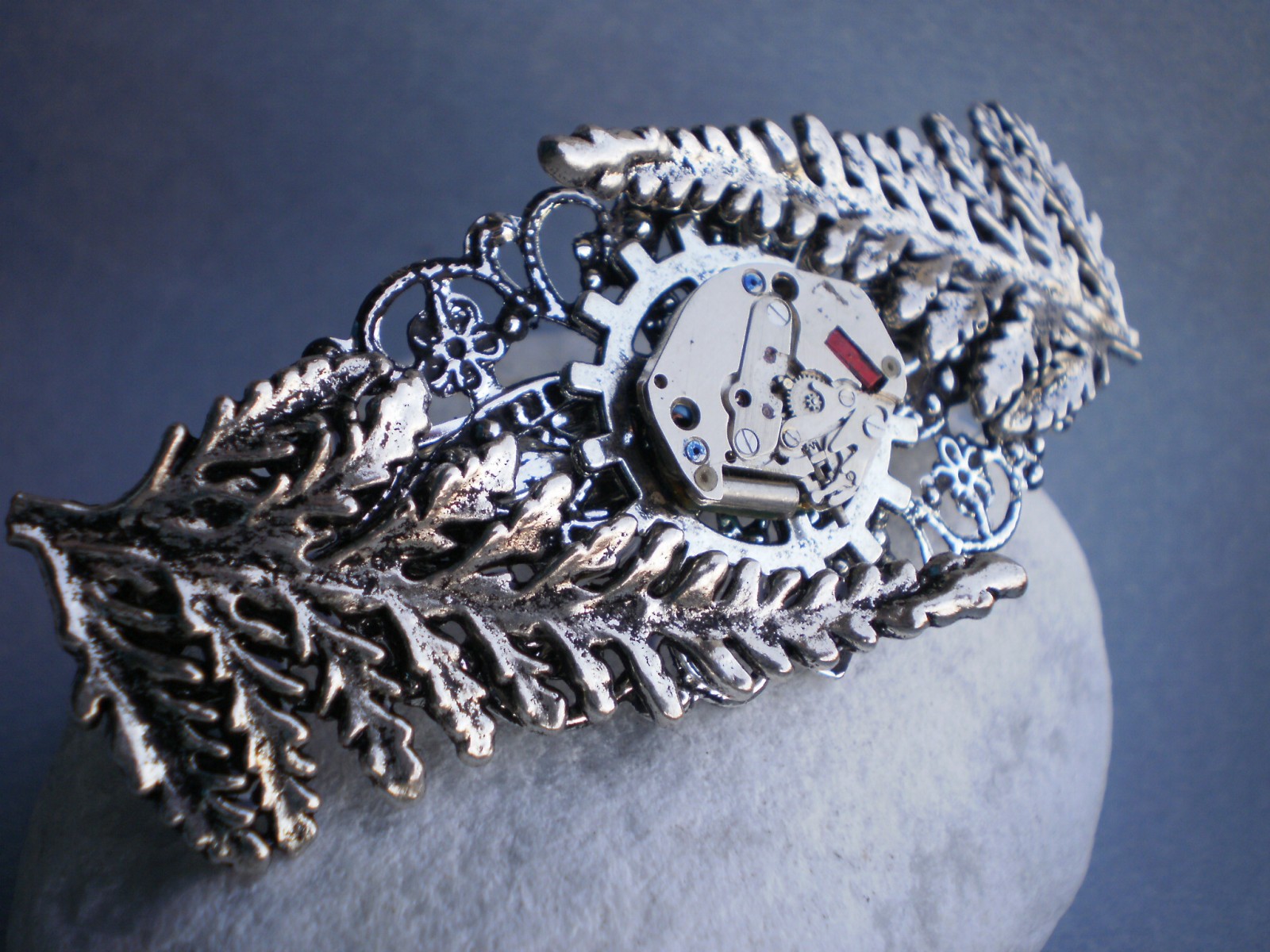 Steampunková spona do vlasů se strojkem II.