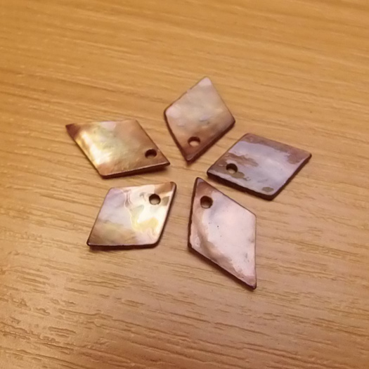 Perleťové kosočtverečky - 13 x 8,5mm