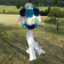 Svatební piňata květinová modrá 