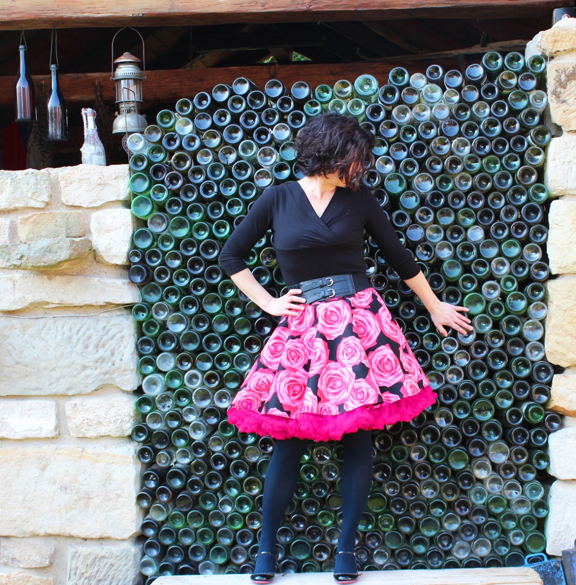 FuFu sukně s růžemi a pink spodničkou