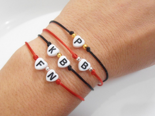 Náramek - ♥Srdíčko s písmenkem♥ na přání (Unisex)  - 2x písmenko