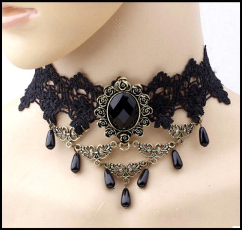 Krajkový viktoriánský náhrdelník