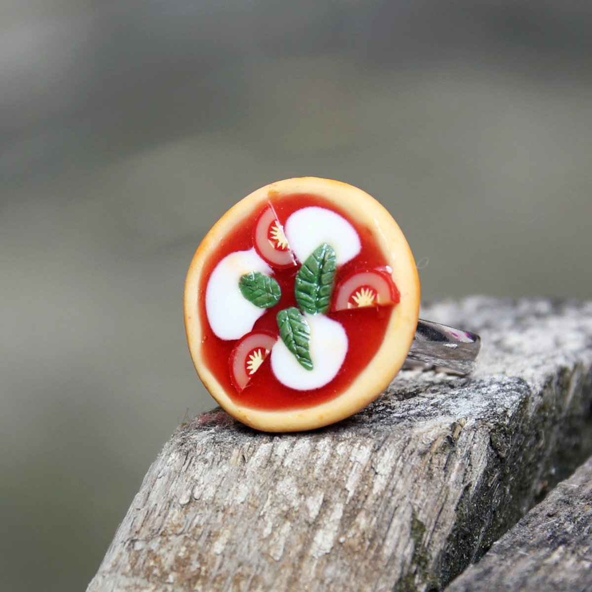 Pizza Margherita (prsten)