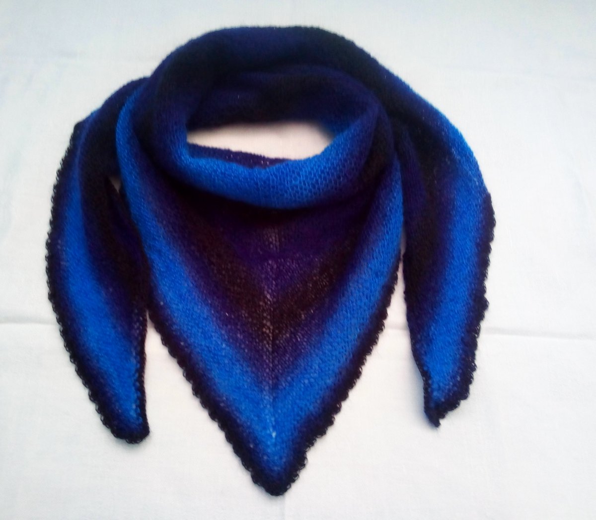 Šátek jako od pavoučků