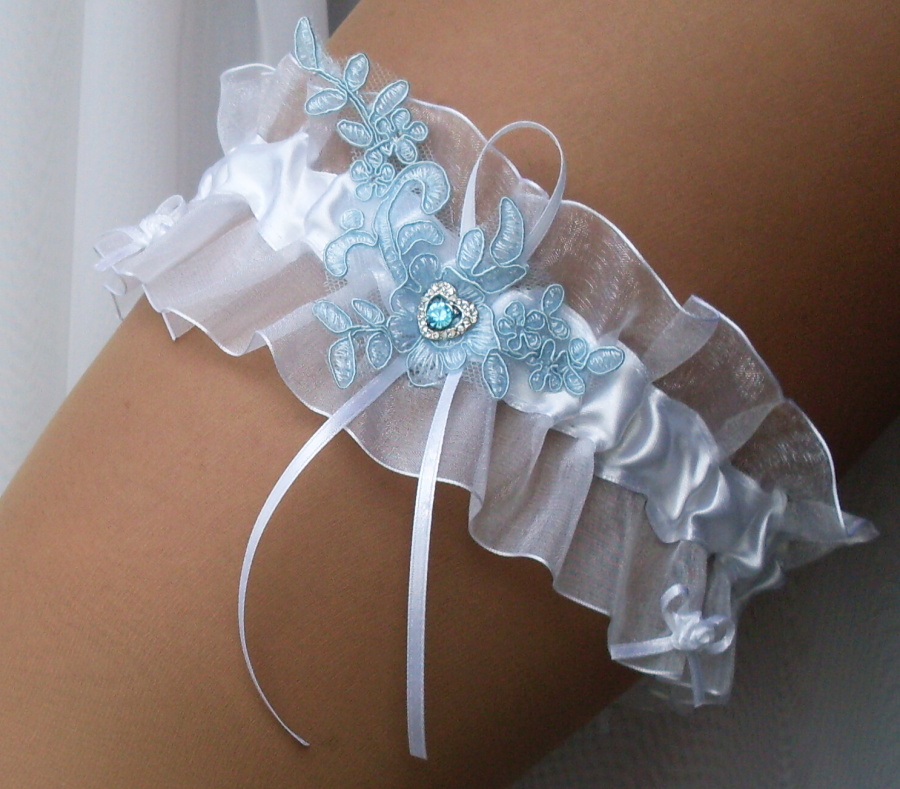 PODVAZEK - krajkový bílo modrý