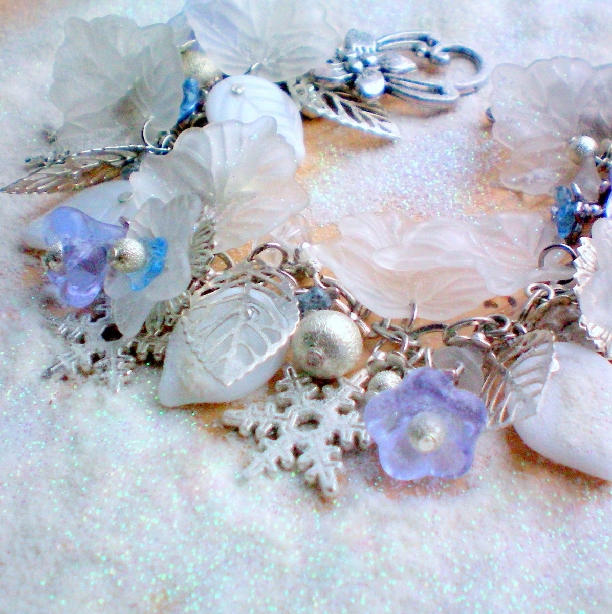 Ledový polibek - náramek