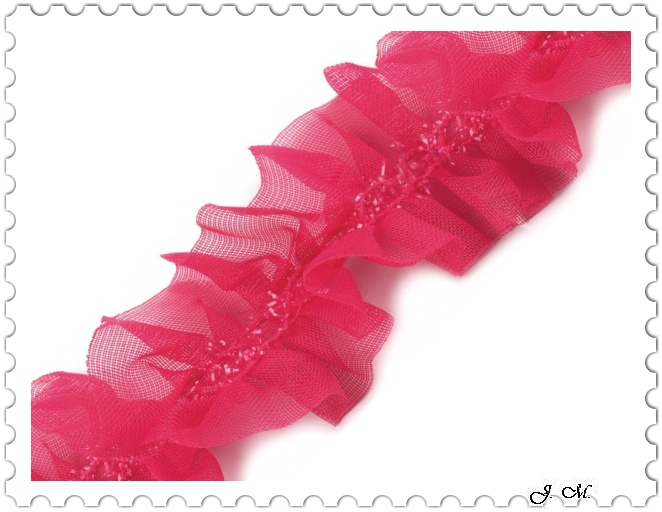 ODĚVNÍ PRÝMEK VOLÁN