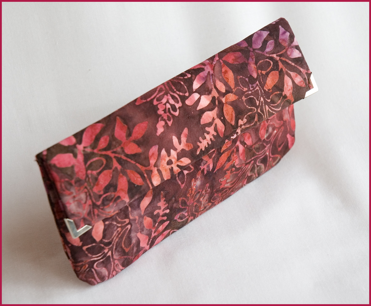 Psaníčko - batika vínová