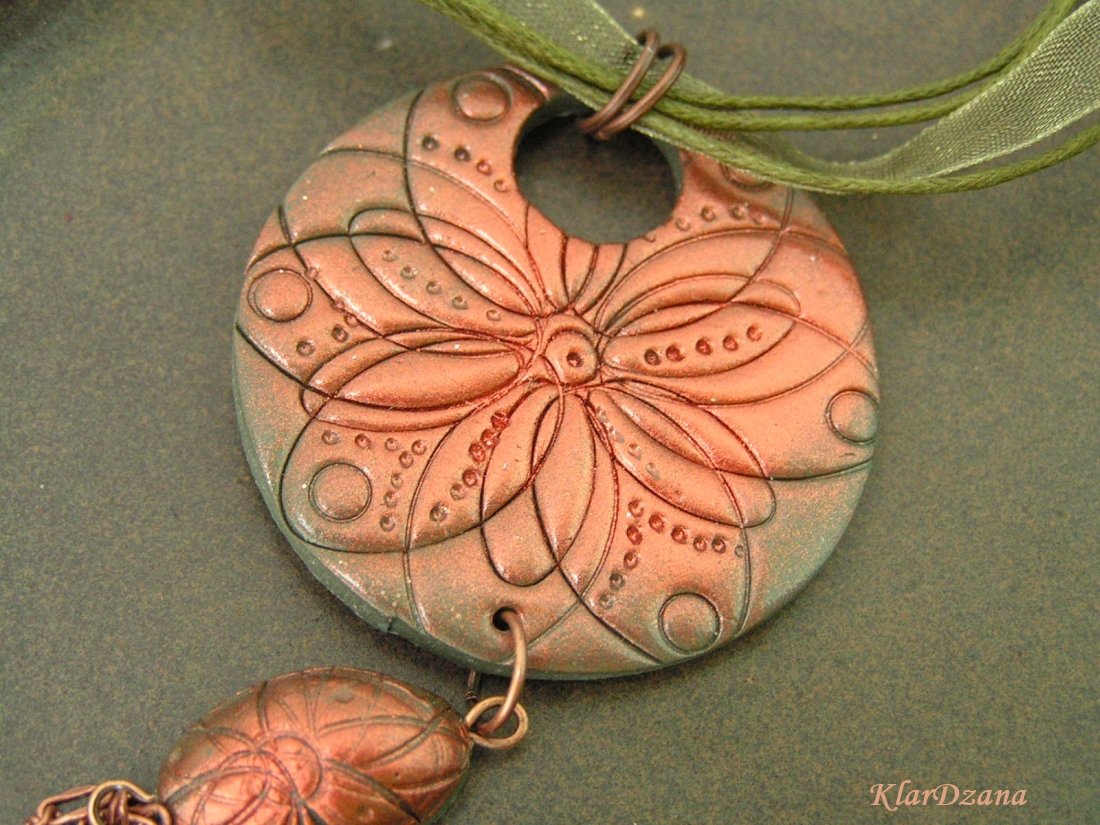 Náhrdelník Pudrový Erin khaki