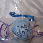 Svíčka koule s ornamentem - modrá