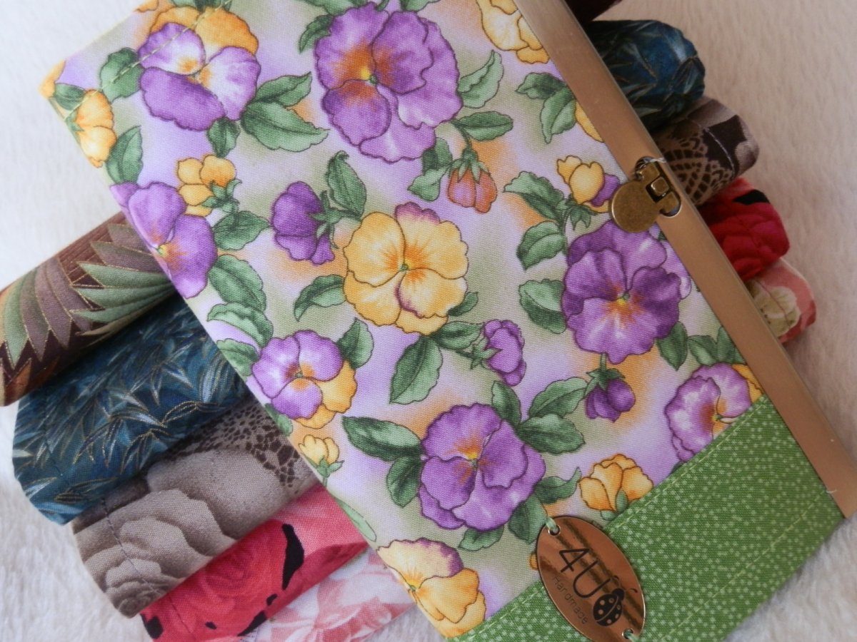 Rámečková peněženka - Macešky