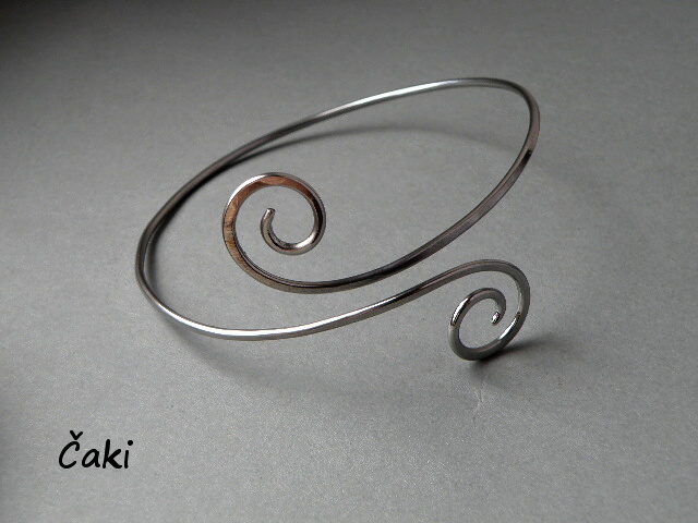 Nápažník z nerezu na pažičku-