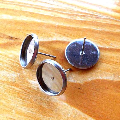 Puzetky s Lůžkem 12mm - 2ks - Nerezová Ocel