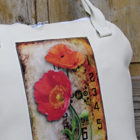 Kabelka vlčí máky