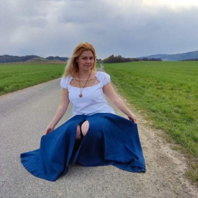 Bavlněná halenka s krajkou