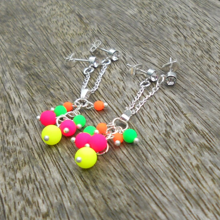 Neonky pro dvě dírky