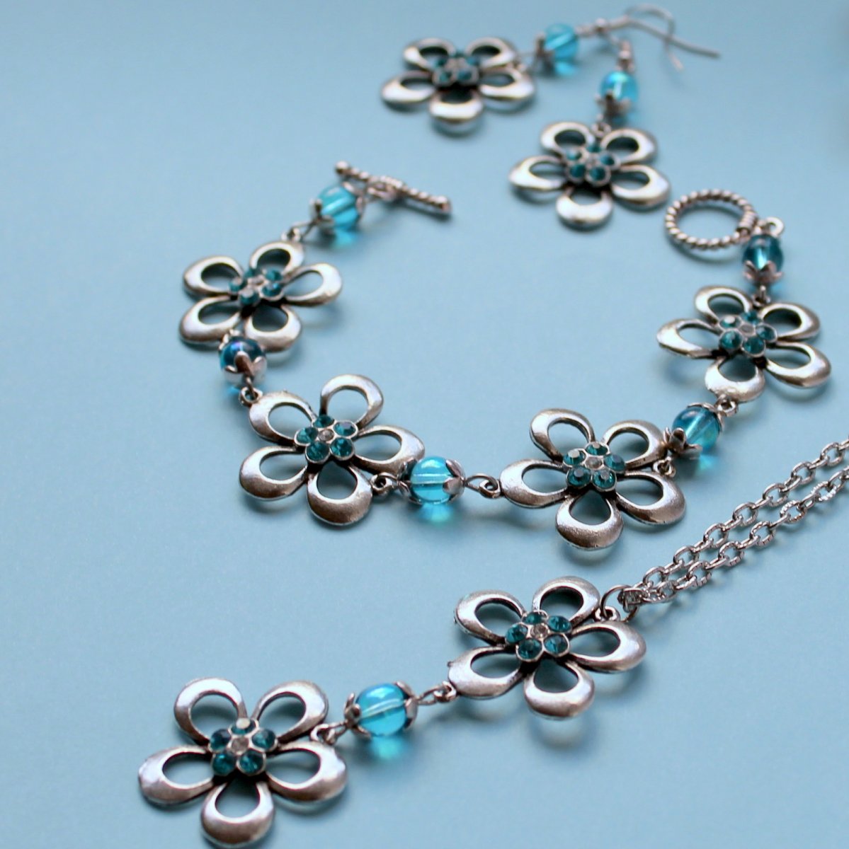 Zmo(u)dření - souprava