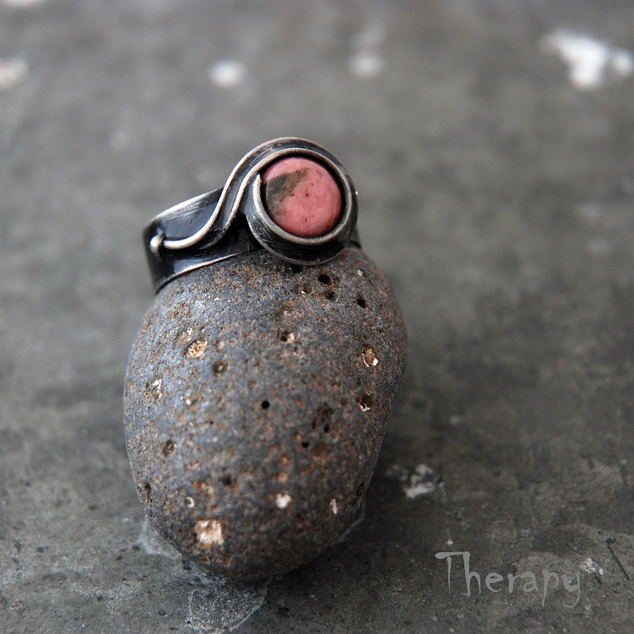 Prstýnek s rodonitem