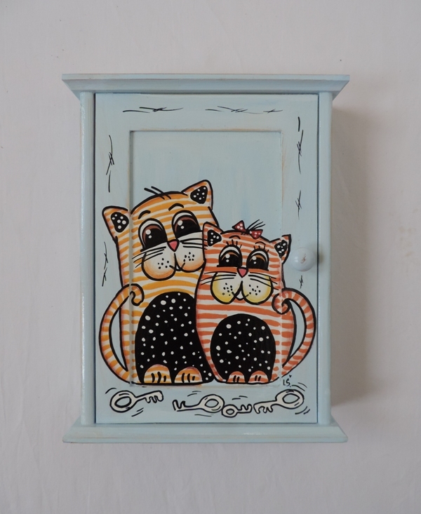 Domeček na klíče-dřevěný kočičky