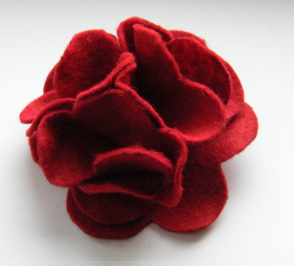 Červená květina - brož