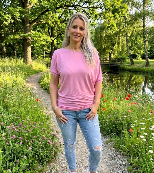 Tričko s širokým lodičkovým výstřihem - růžová barva (viskóza) 