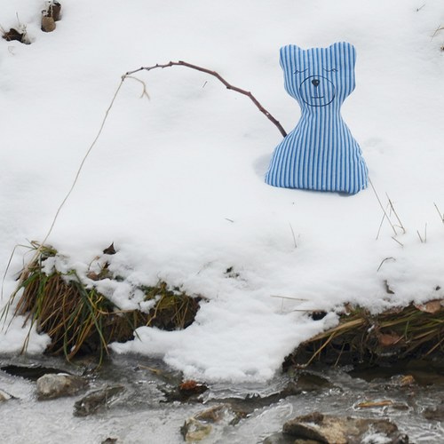 Adoptujte zmrzlého rybáře!