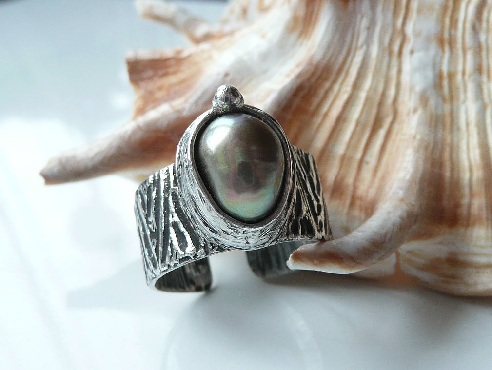 Šedák.. (říční perla)