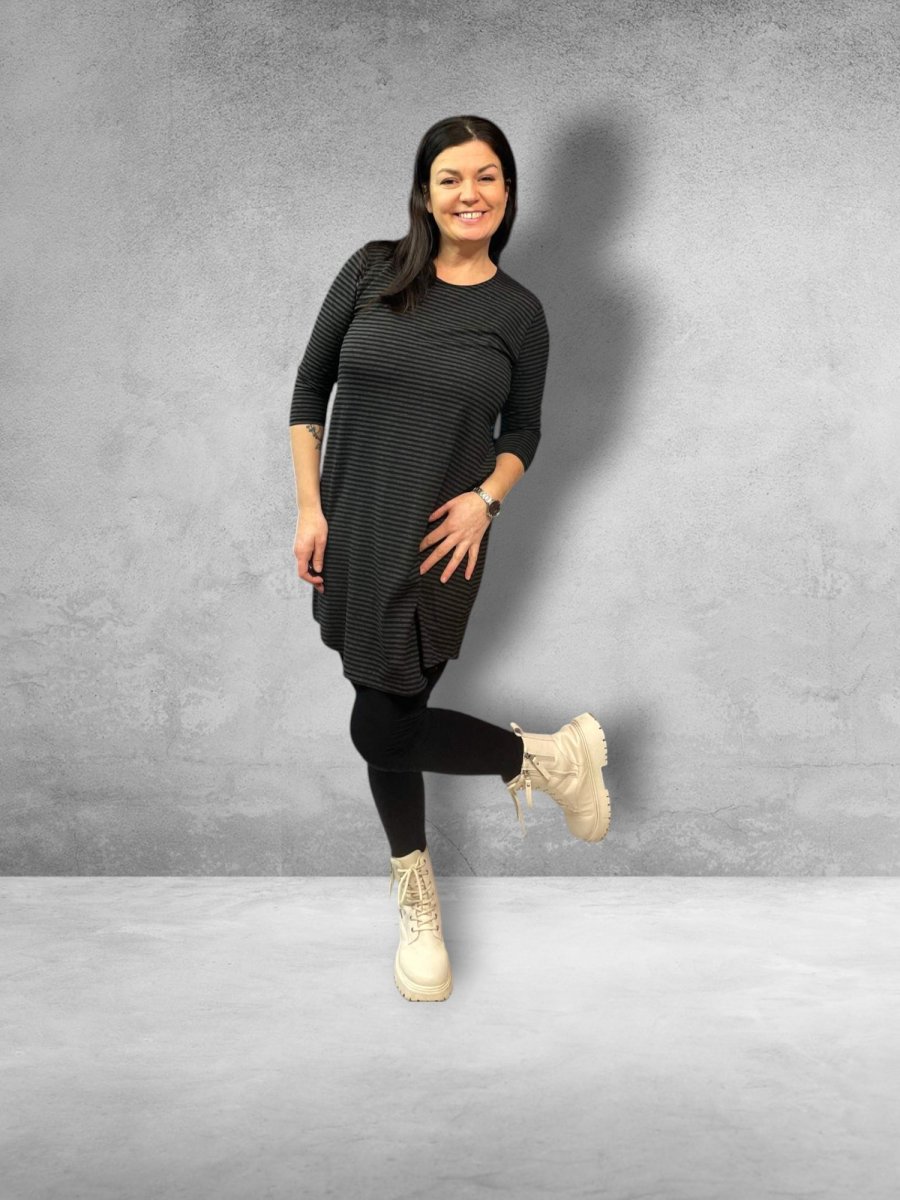 Dámská šatovka Pruhy - S/M