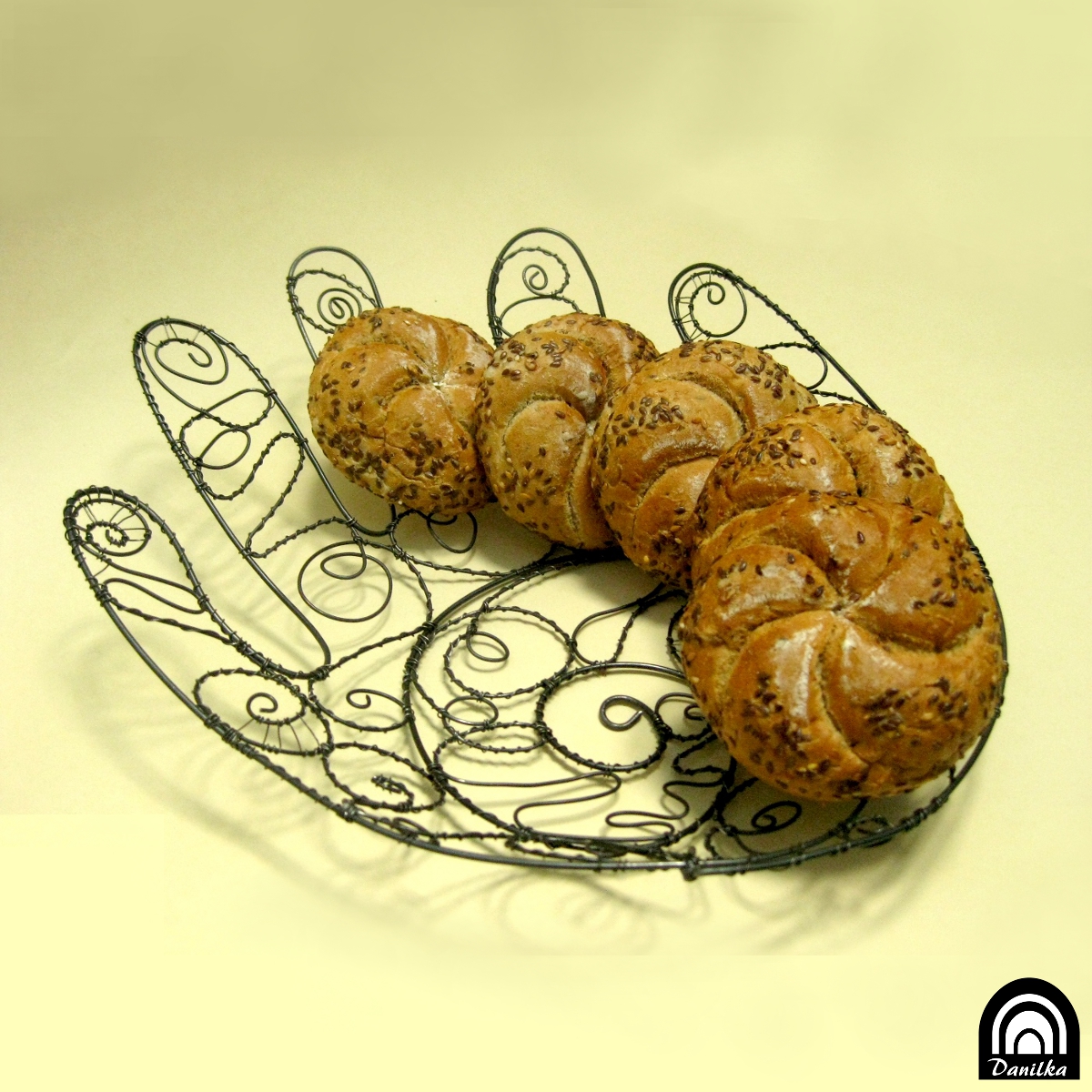 V dlani má chaos celého světa