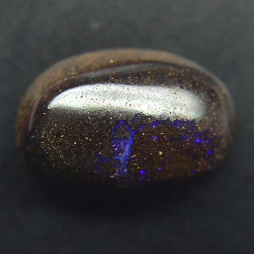 Australský boulder opál 6.92 cts