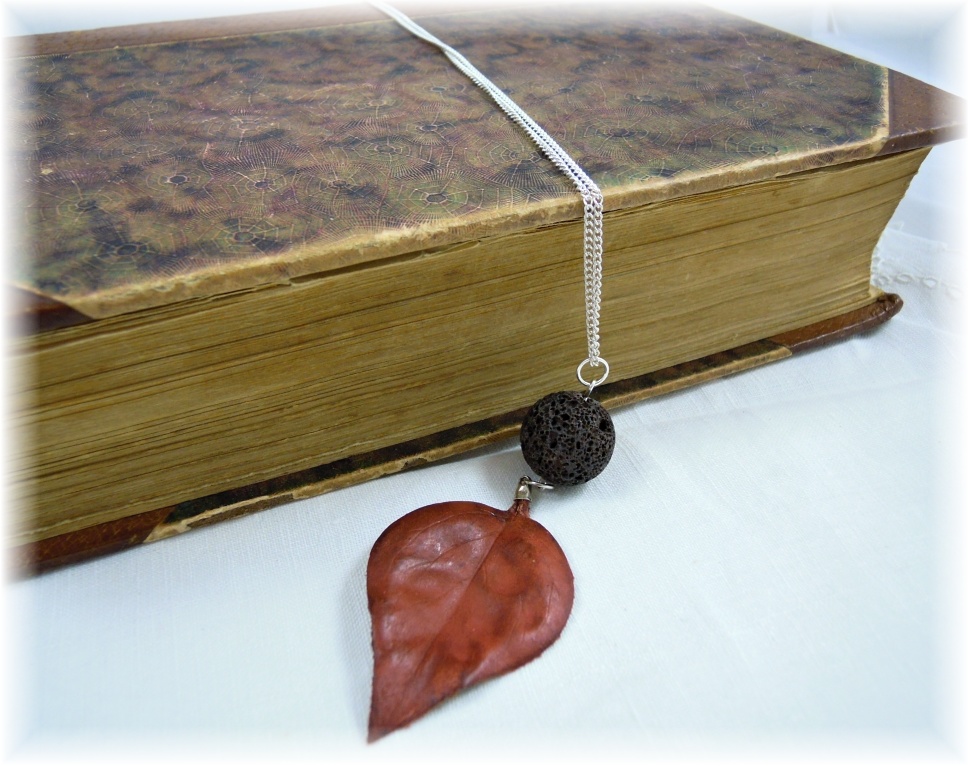 Náhrdelník s lístkem