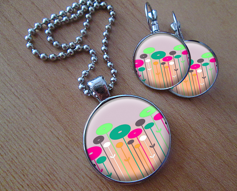 Sada náušniček a přívěsku 