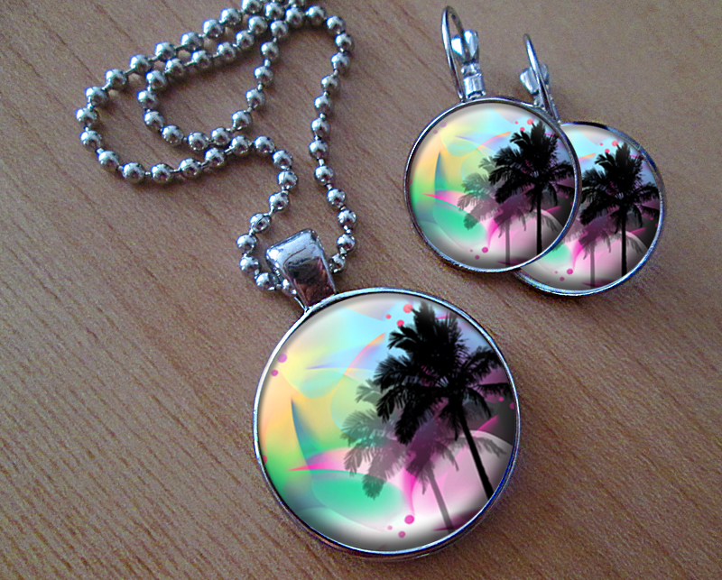 Sada náušniček a přívěsku 